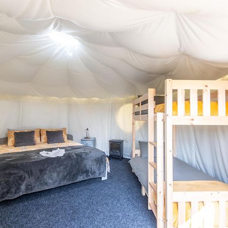 Dukeries Retreat Hotel Retford Bagian luar foto