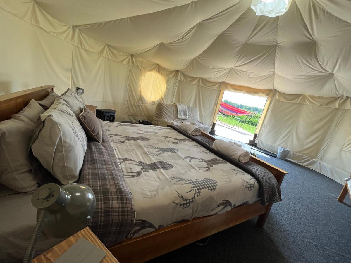 Dukeries Retreat Hotel Retford Bagian luar foto