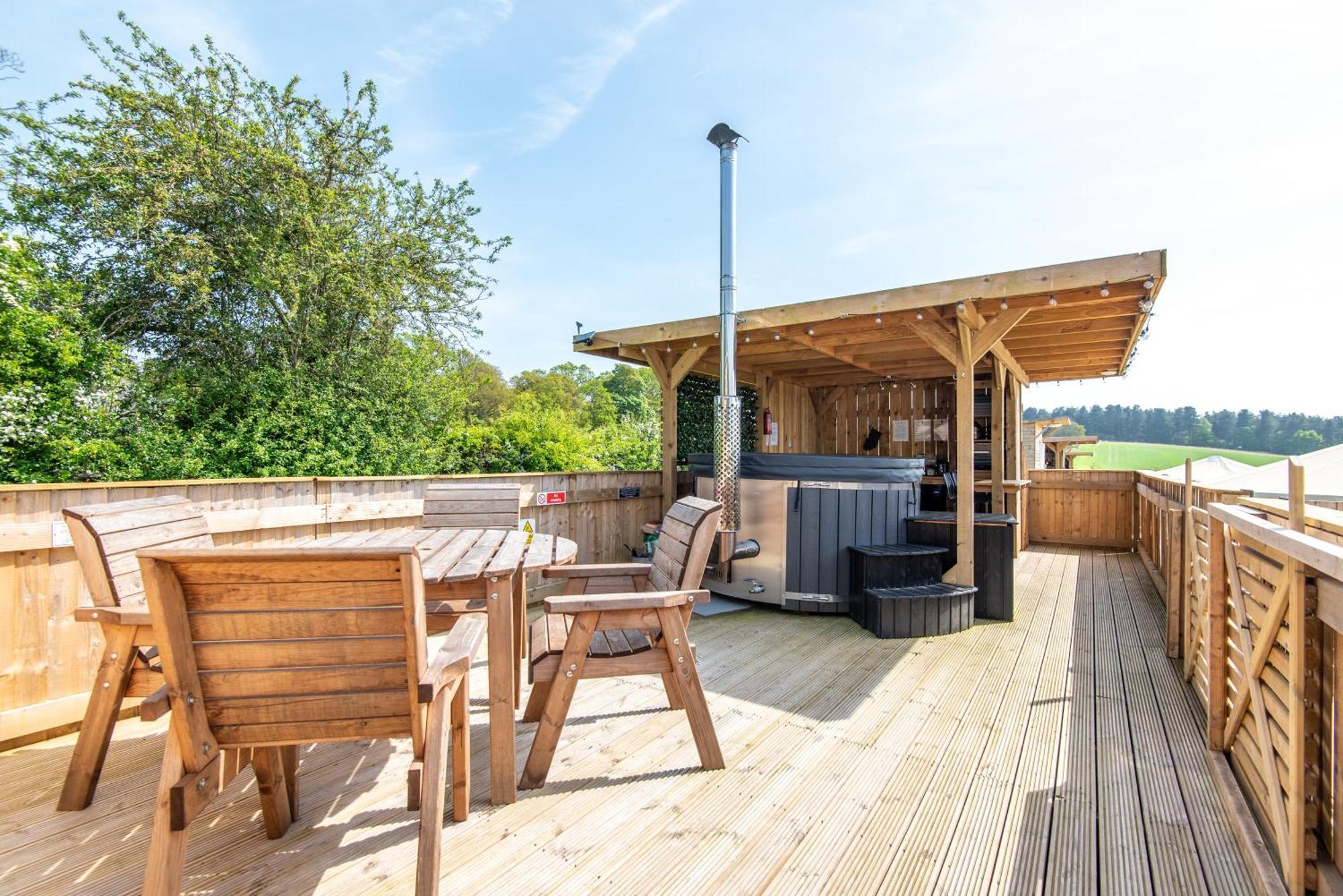Dukeries Retreat Hotel Retford Bagian luar foto